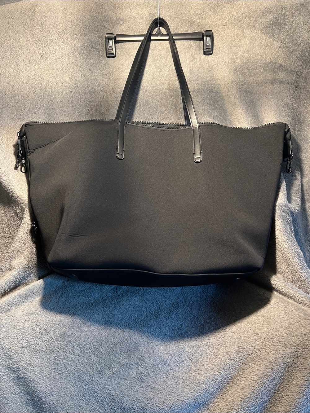 STYLUS Black Neoprene Laptop Tote Bag
